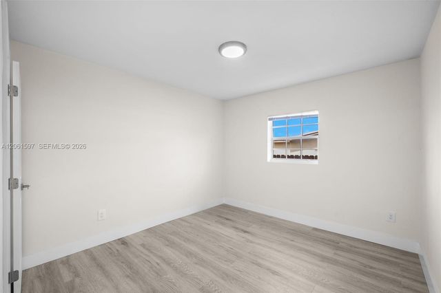 4011 NW 171st St, Miami Gardens, FL 33055