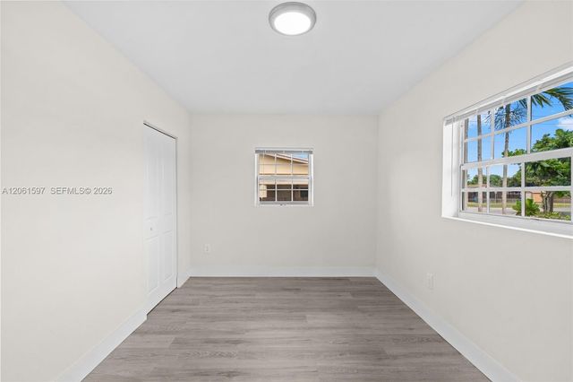 4011 NW 171st St, Miami Gardens, FL 33055