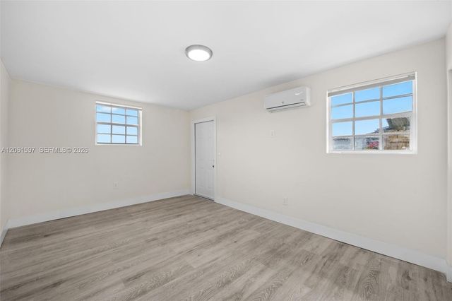 4011 NW 171st St, Miami Gardens, FL 33055