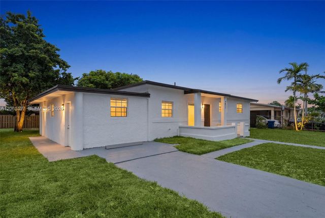 4011 NW 171st St, Miami Gardens, FL 33055