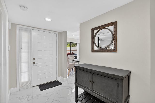 7314 Clunie Place 14002, Delray Beach, FL 33446