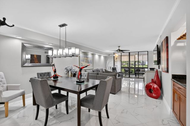 7314 Clunie Place 14002, Delray Beach, FL 33446