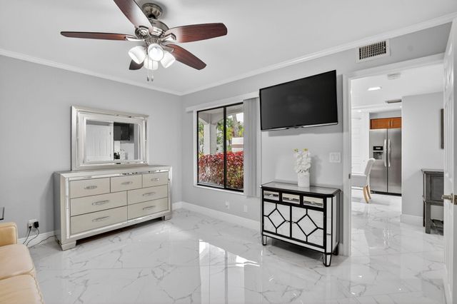 7314 Clunie Place 14002, Delray Beach, FL 33446