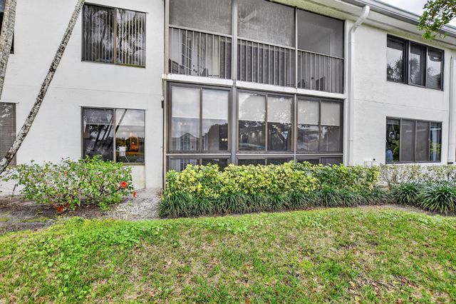 7314 Clunie Place 14002, Delray Beach, FL 33446
