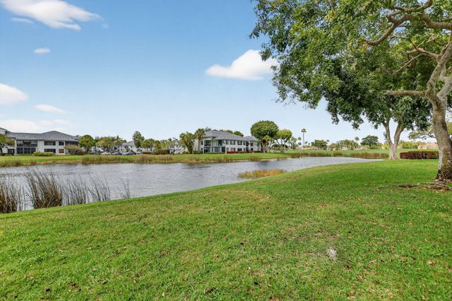 7314 Clunie Place 14002, Delray Beach, FL 33446