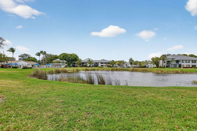 7314 Clunie Place 14002, Delray Beach, FL 33446