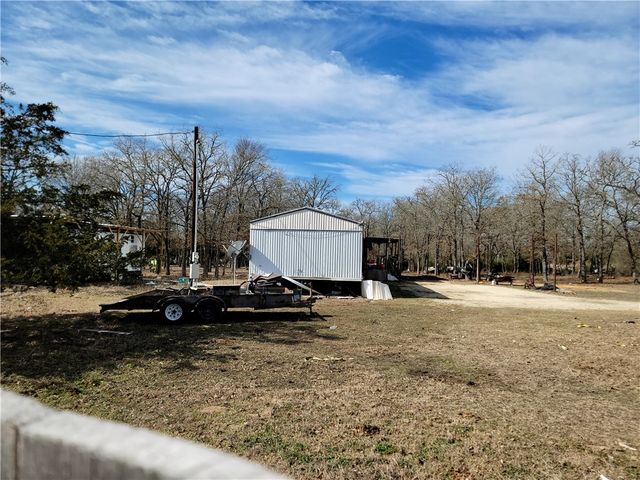 1337 Pin Tail Cove, Caldwell, TX 77836