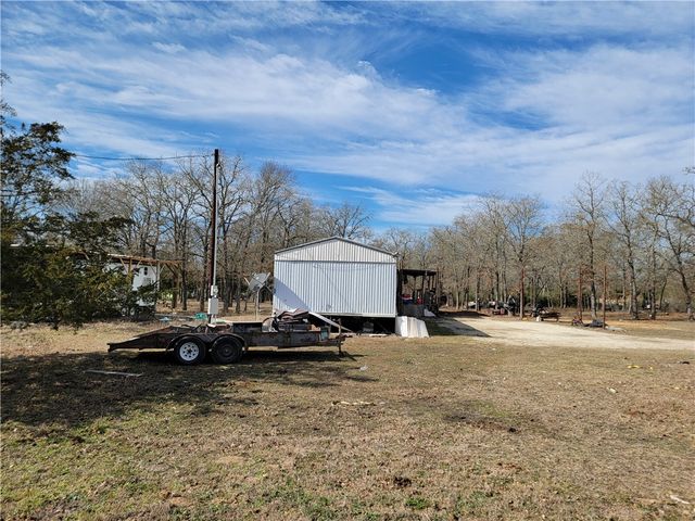 1337 Pin Tail Cove, Caldwell, TX 77836