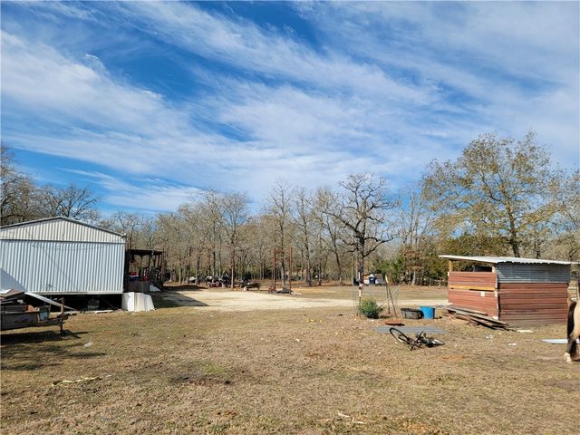 1337 Pin Tail Cove, Caldwell, TX 77836
