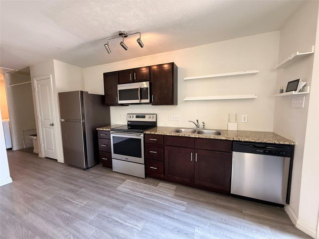 964 Ringold Street A, Houston, TX 77088