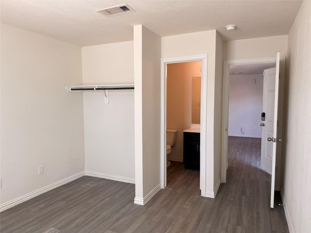 964 Ringold Street A, Houston, TX 77088