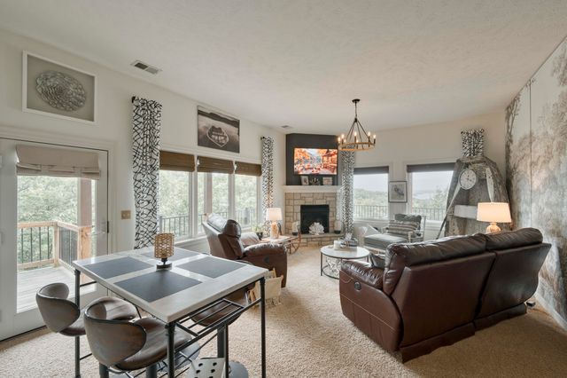 156 Southview Court, Branson, MO 65616