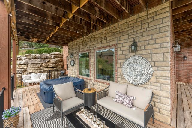 156 Southview Court, Branson, MO 65616