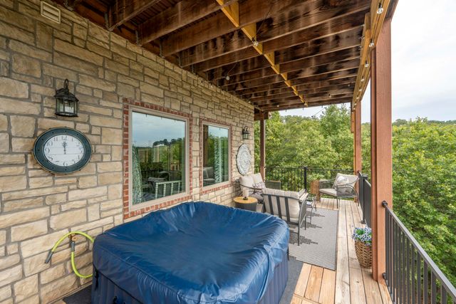 156 Southview Court, Branson, MO 65616