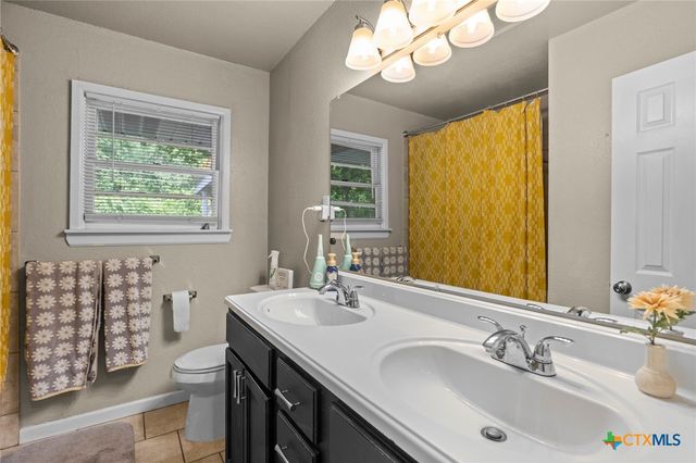 1825 S 39th Street, Temple, TX 76504