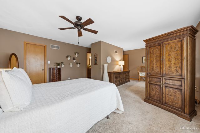 9845 Cambridge Court B, Mokena, IL 60448