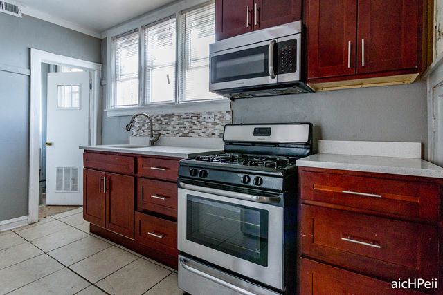 8023 S Wood Street, Chicago, IL 60620