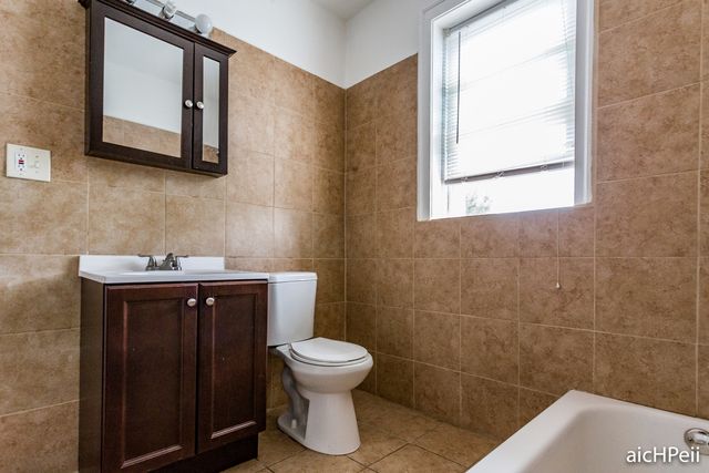 8023 S Wood Street, Chicago, IL 60620