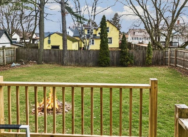 2809 14TH STREET, Menominee, MI 49858