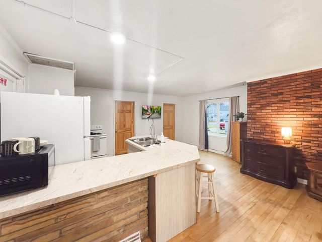 2809 14TH STREET, Menominee, MI 49858