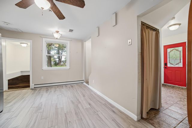 11897 Shaffer Road, Springfield Charter Township, MI 48350