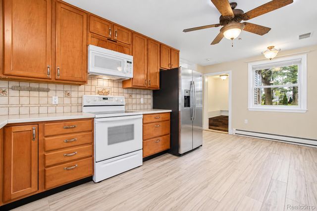 11897 Shaffer Road, Springfield Charter Township, MI 48350