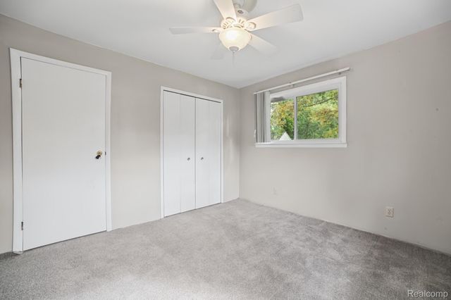 11897 Shaffer Road, Springfield Charter Township, MI 48350