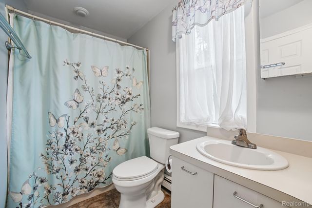 11897 Shaffer Road, Springfield Charter Township, MI 48350