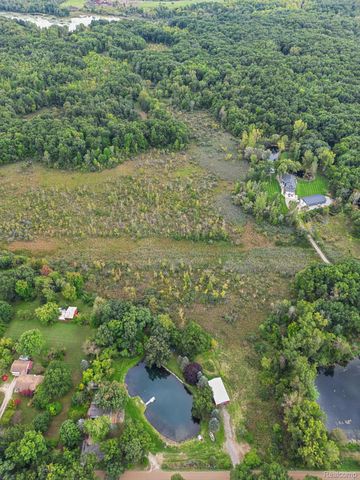 11897 Shaffer Road, Springfield Charter Township, MI 48350