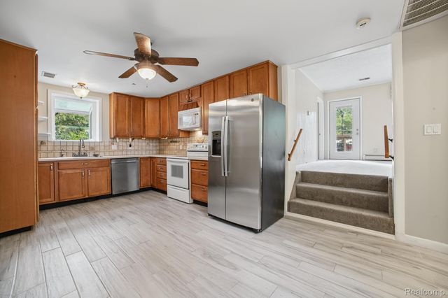 11897 Shaffer Road, Springfield Charter Township, MI 48350