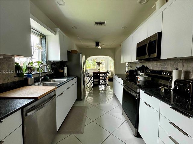745 S Shore Drive, Miami Beach, FL 33141