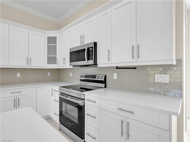 1819 12th AVE NE, Naples, FL 34120