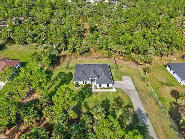 1819 12th AVE NE, Naples, FL 34120