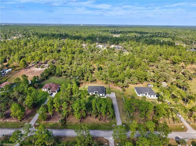 1819 12th AVE NE, Naples, FL 34120