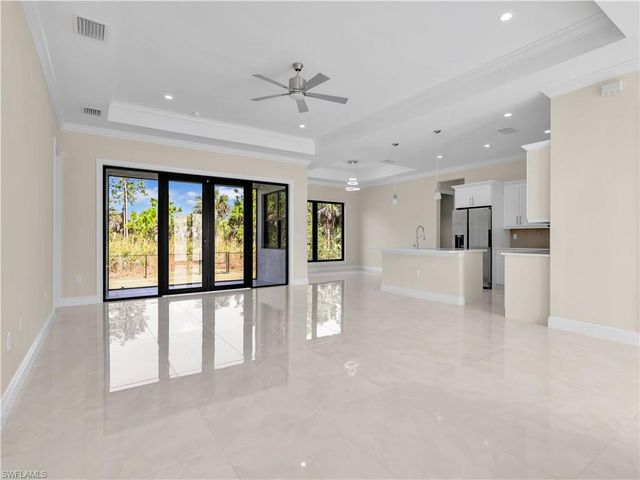 1819 12th AVE NE, Naples, FL 34120