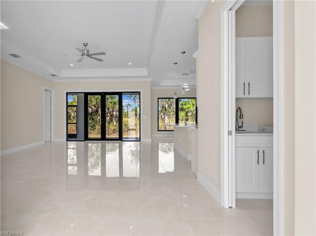 1819 12th AVE NE, Naples, FL 34120