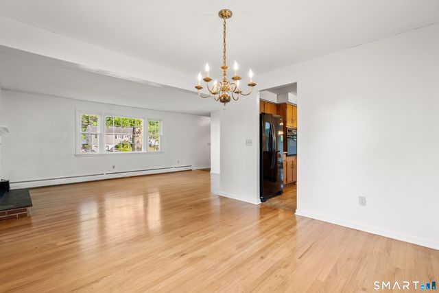 173 Oxbow Drive, Meriden, CT 06450