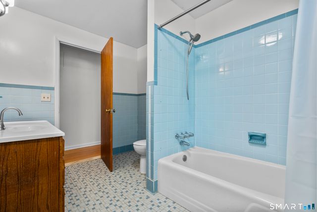 173 Oxbow Drive, Meriden, CT 06450