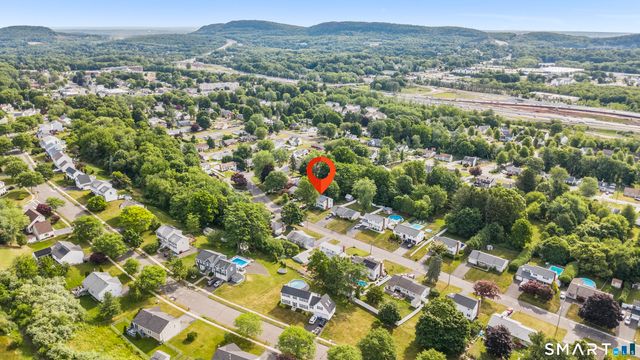173 Oxbow Drive, Meriden, CT 06450