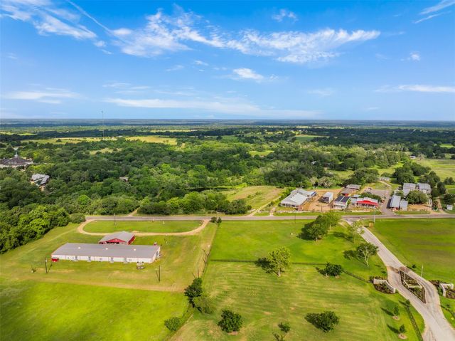 1338 Hwy 237, Round Top, TX 78954