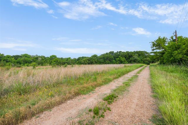 1338 Hwy 237, Round Top, TX 78954