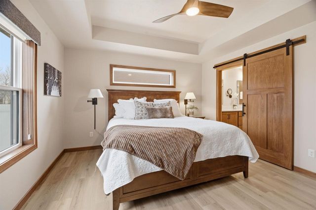 2215 E HONEYGOLD COURT, Appleton, WI 54913