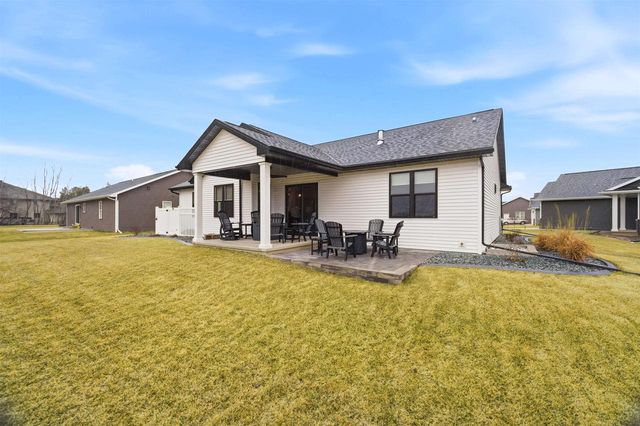 2215 E HONEYGOLD COURT, Appleton, WI 54913