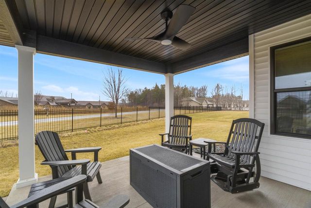 2215 E HONEYGOLD COURT, Appleton, WI 54913