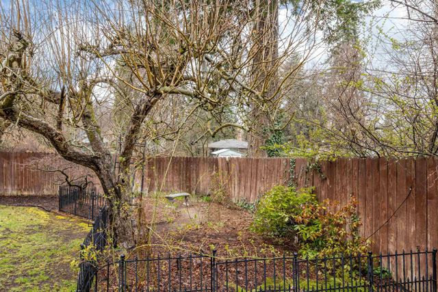 1116 S Woodfern St, Spokane, WA 99202