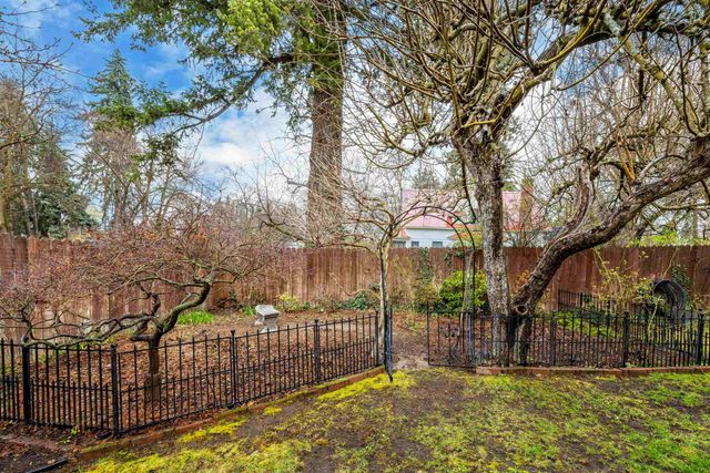 1116 S Woodfern St, Spokane, WA 99202