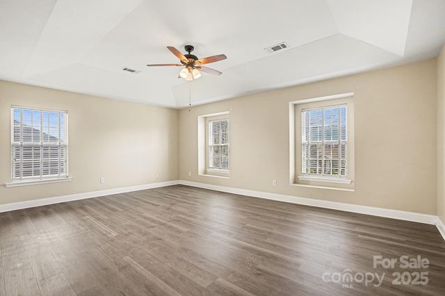 9329 Seamill Road, Charlotte, NC 28278