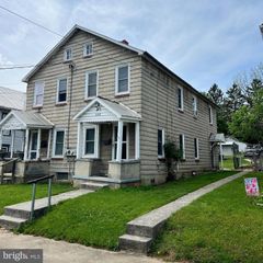 333 & 335 HOOD STREET, Chambersburg, PA 17201