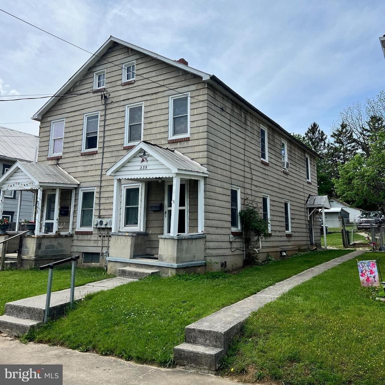 333 & 335 HOOD STREET, Chambersburg, PA 17201