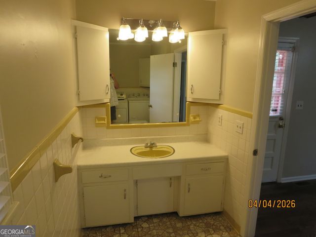 1356 Enota Avenue NE, Gainesville, GA 30501
